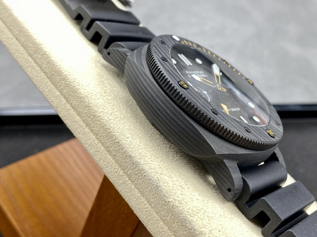 UrbanChic CBD Factory Panerai Submersible “Navy SEALs” Carbotech 44mm PAM01324 1:1 Super Clone – DDP.900 Movement 397